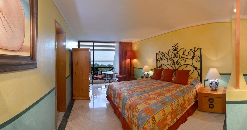 Oasis Cancun Lite Rum bild